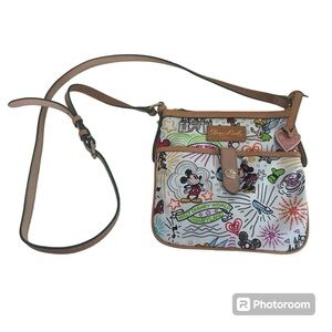 Disney Dooney & Bourke Mickey/Minnie Mouse Parks Sketch Nylon Crossbody Bag